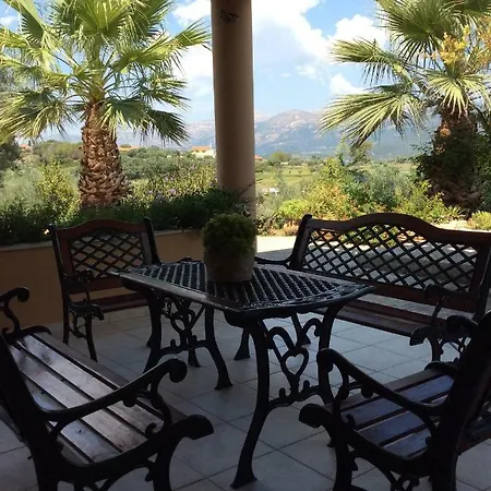 Nyaraló Menegata Garden